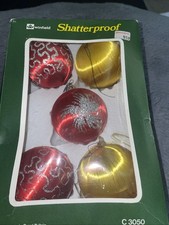 Winfield( Woolworths Vintage Shatterproof Baubles In Original Box