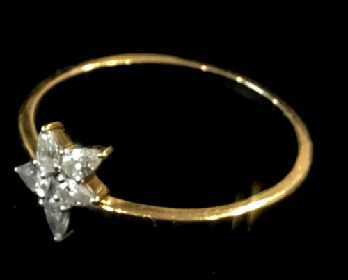 9ct gold diamond - gold,