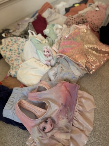 Huge girl clothes bundle 3y - huge,