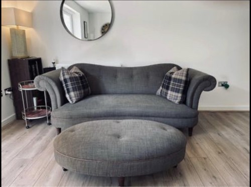 Dfs elegant curved - curved, sofa