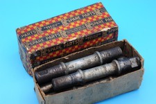 Vintage Raleigh BB axles x8