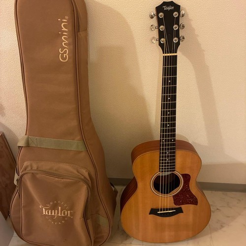 Mini rosewood guitar - gs,