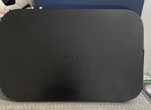 Sky es130 box - box, digital