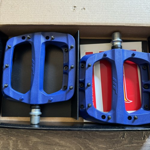 Components nylon bmx pedals - components,