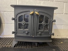 Yeoman gas stove. Dry stored