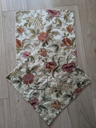 Pair dunelm mill - pair, crewel