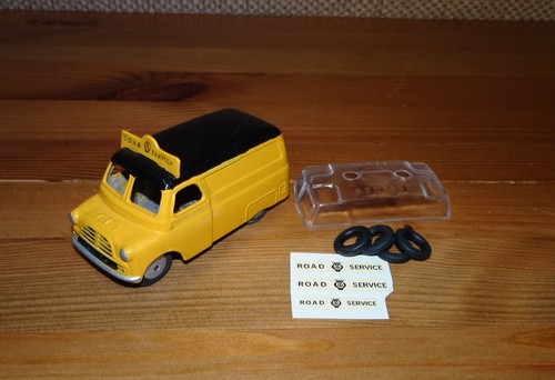 Corgi 408 bedford van - 408, ca