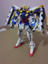 Bandai Gundam mg 1 /100 Wing Gundam ~ Endless Waltz