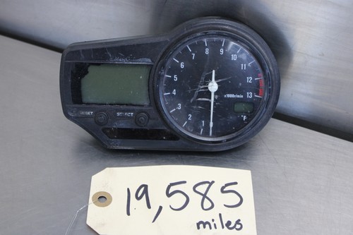 Yamaha yzf r1 speedo - 00-01,