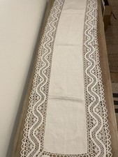 Vintage lace linen table