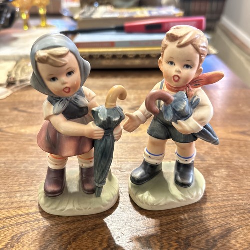 Boy and girl figurines - girl,