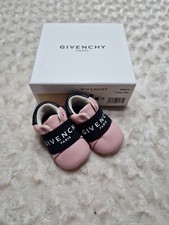 Givenchy Baby  Pre Walkers, Size 15 New