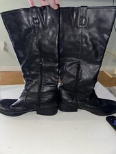 Bundle of women’s knee high