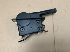 MERCEDES MB E CLASS W211 FOLDING TRAILER TOWBAR RELEASE LEVER A2113100273