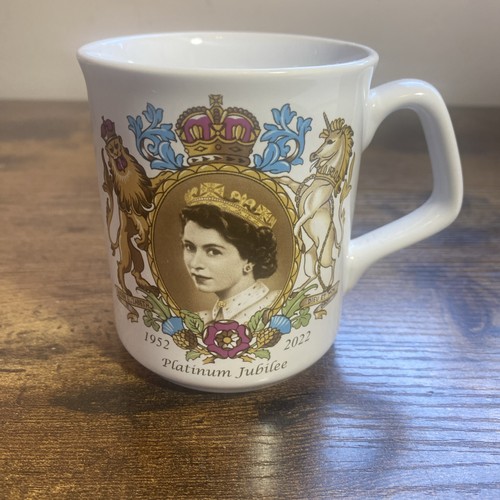 Queen elizabeth platinum - queen, ii