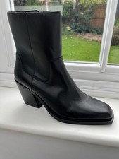 M&S Women's Black Italian Full Grain Leather Western Heel Ankle Boots UK 4. New
