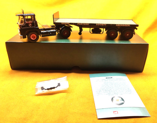 Corgi 29203 scale - 29203, guy