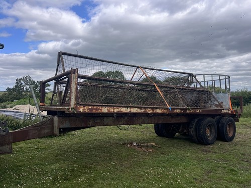 Bale trailer double axel - bale,