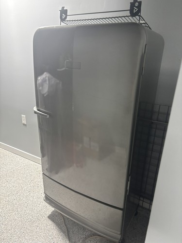 1940s 7 frigidaire - 1940s, gm