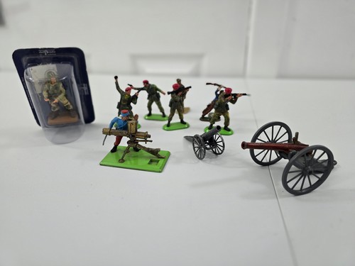Military toy soldiers job - military,