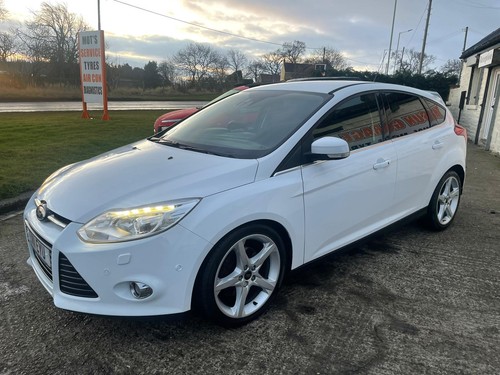 2011 ford focus - ford,