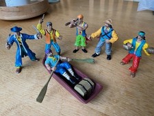 5 Vintage ELC pirate figures + 1 in a boat.