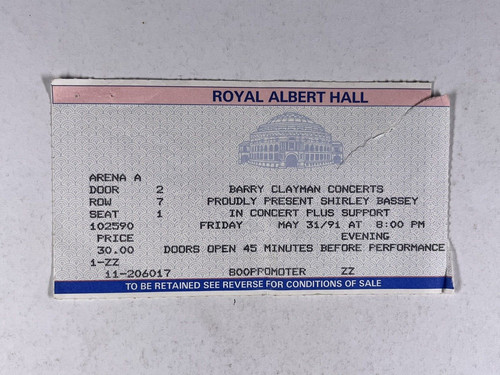 Shirley bassey concert - bassey,