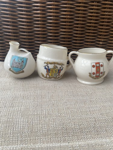 Goss china cup - h,