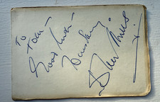 JOHN  MILLS   -  BRITISH  ACTOR      -    AUTOGRAPH