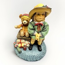 Leonardo Collection Christmas Figurine by Christine Haworth 14cm Limited Edition