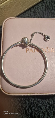 Pandora one million - in, a