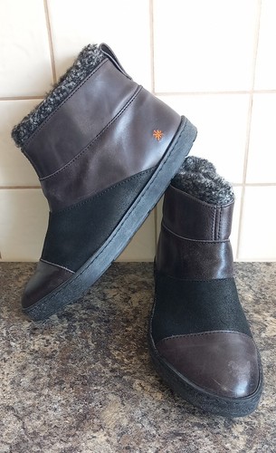 Art company brown black - art, ankle