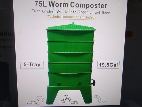 Worm farm tray - worm, 5