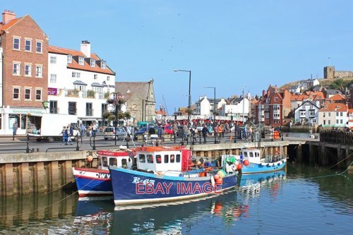 Photo fishing boat whitby - fishing, at