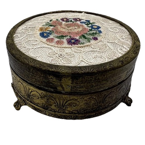 Vintage petit point ormalu - point,