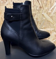 Ladies Aquatalia "Russell &