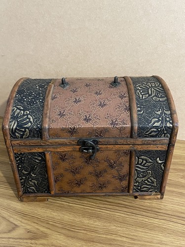 Retro wooden jewellery box - ,