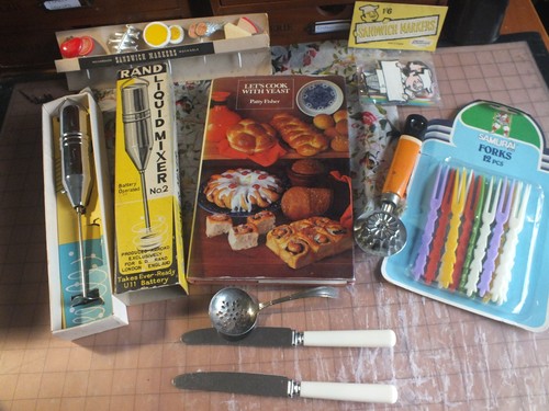 Assorted lot vintage - ,