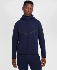 Nike Men’s Tech Fleece