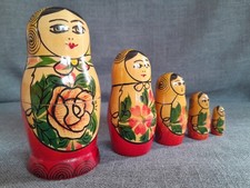 Russian Wooden Hand Painted Nesting Dolls Matryoshka. Set Of 5
