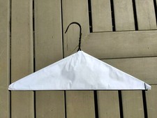 Green Metal Wire Clothes Hanger Think & Light Design Easy Carry Travel Suitcase