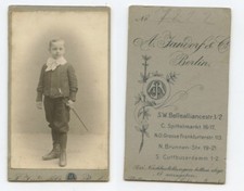 BOY, GREAT OUTFIT + WALKING