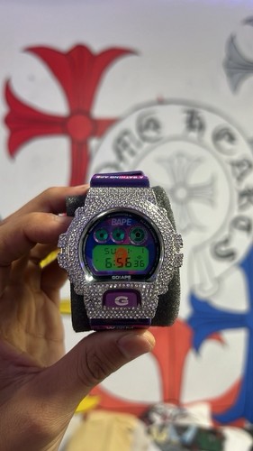 Iced out bape collab shock - out,
