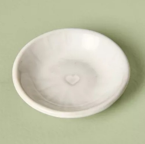 Hearth hand with - &, magnolia
