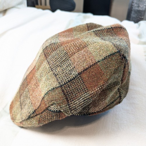 Vintage scottish tweed flat - tweed,