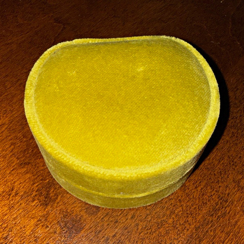 Gucci yellow velvet - gucci,