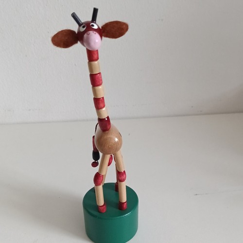 Wooden giraffe push puppet - giraffe,