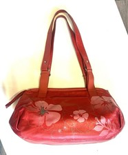 Matching red leather - , mandarina
