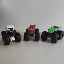 Hot Wheels Monster Truck 1 64