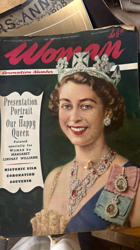 Woman magazine coronation - woman,
